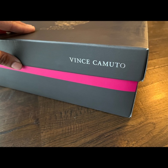 Vince Camuto Malissa Block Heel Velvet Dress Sandal - Picture 9 of 12